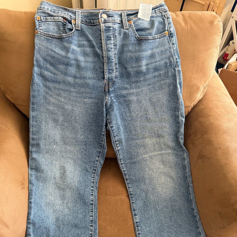 Levis Ribecage Straight Jeans Size 31